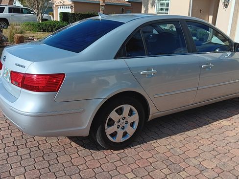 Used 2010 Hyundai Sonata GLS w/ Popular Equipment Pkg 2 image 2