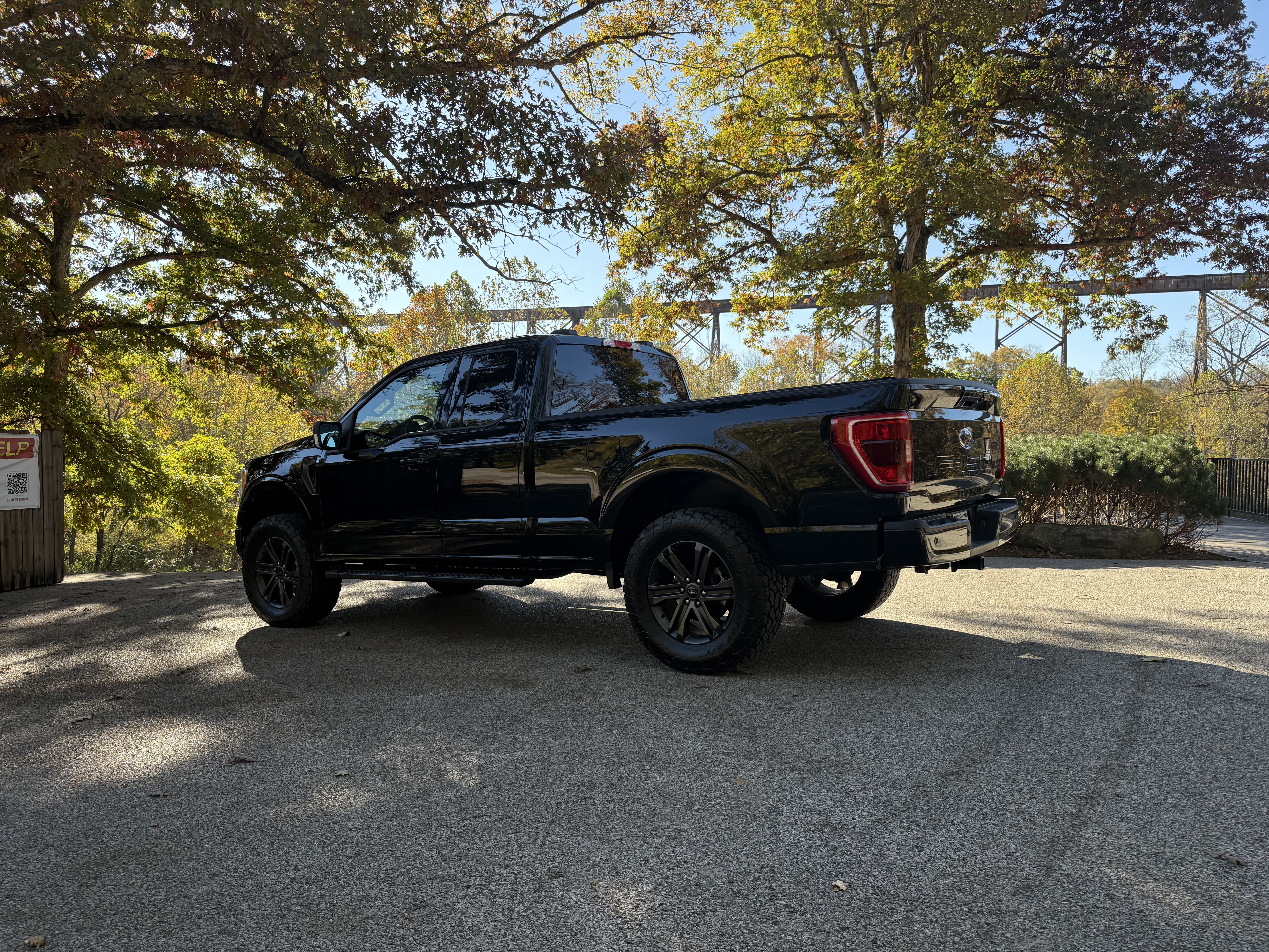 Used 2022 Ford F150 XLT w/ Equipment Group 302A High AWD/4WD image 8