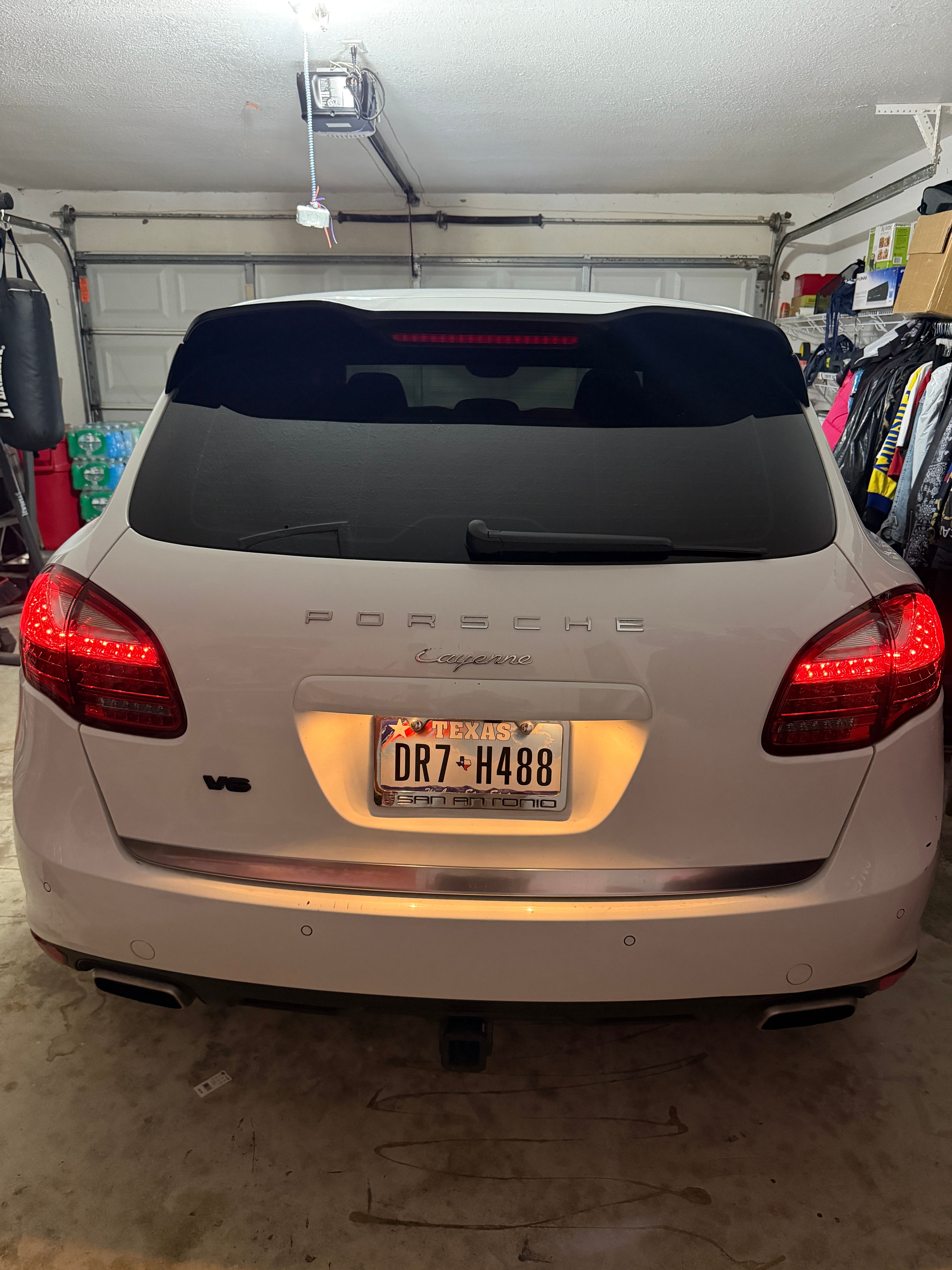 Used 2012 Porsche Cayenne AWD/4WD image 5