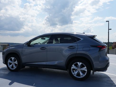 Used 2017 Lexus NX 200t AWD w/ Premium Package image 2