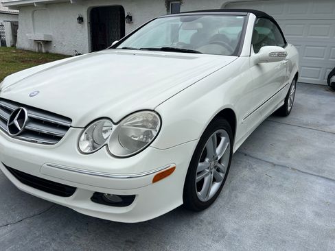 Used 2008 Mercedes-Benz CLK 350 Cabriolet image 2