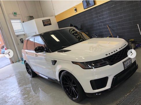 Used 2018 Land Rover Range Rover Sport HSE image 1