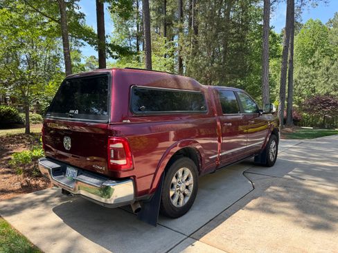 Used 2020 RAM 2500 Limited AWD/4WD image 2