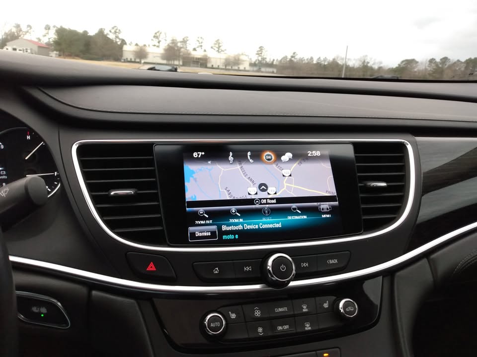 Used 2017 Buick LaCrosse Essence w/ Sun and Shade Package FWD image 13