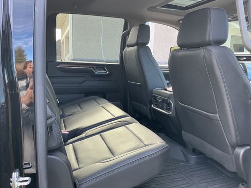 Used 2024 GMC Sierra 2500 Denali w/ Technology Package image 10