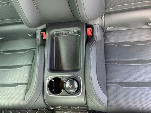 Used 2019 Mercedes-Benz AMG GT 63 image 17