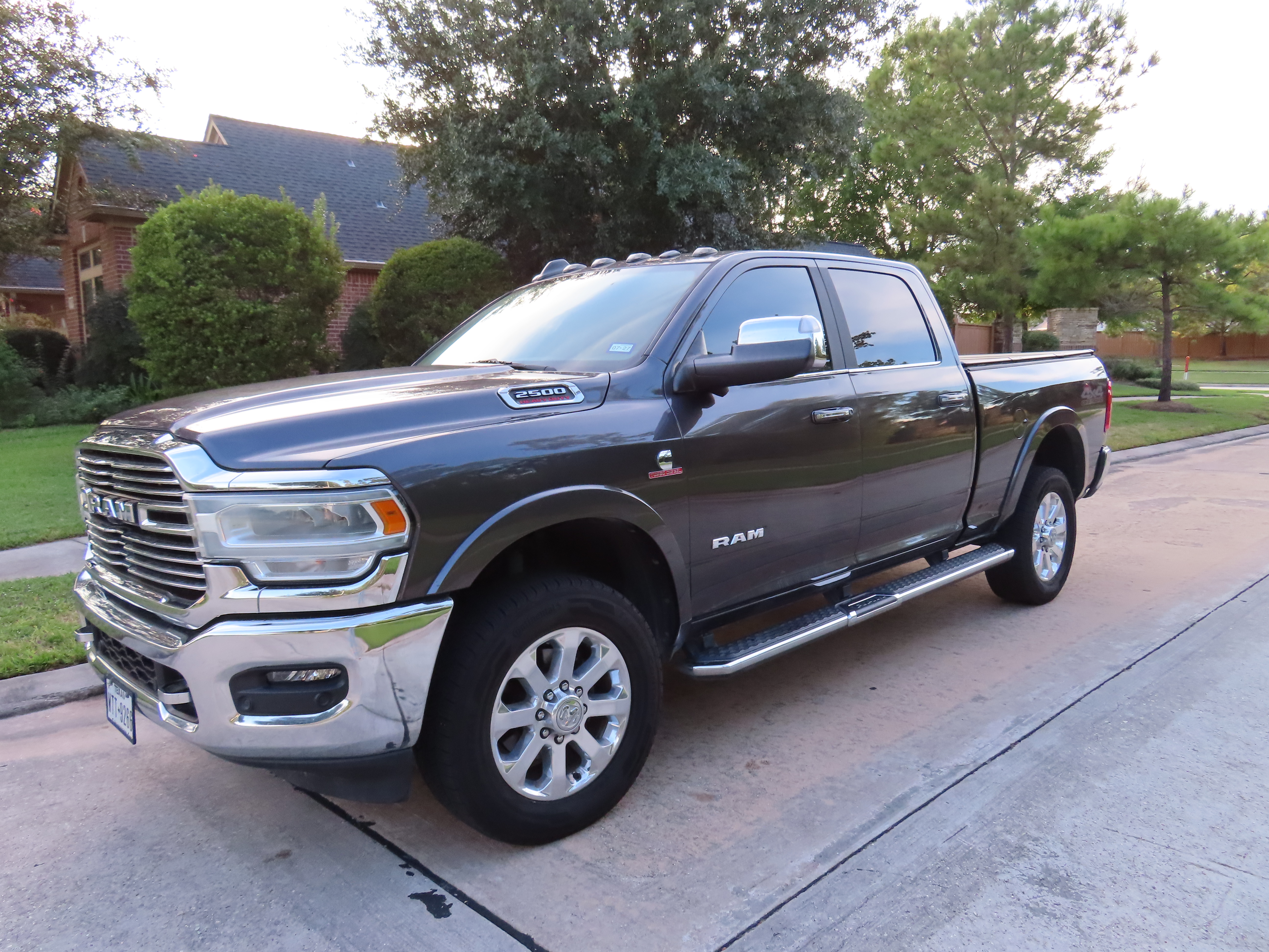 Used 2021 RAM 2500 Laramie AWD/4WD image 1