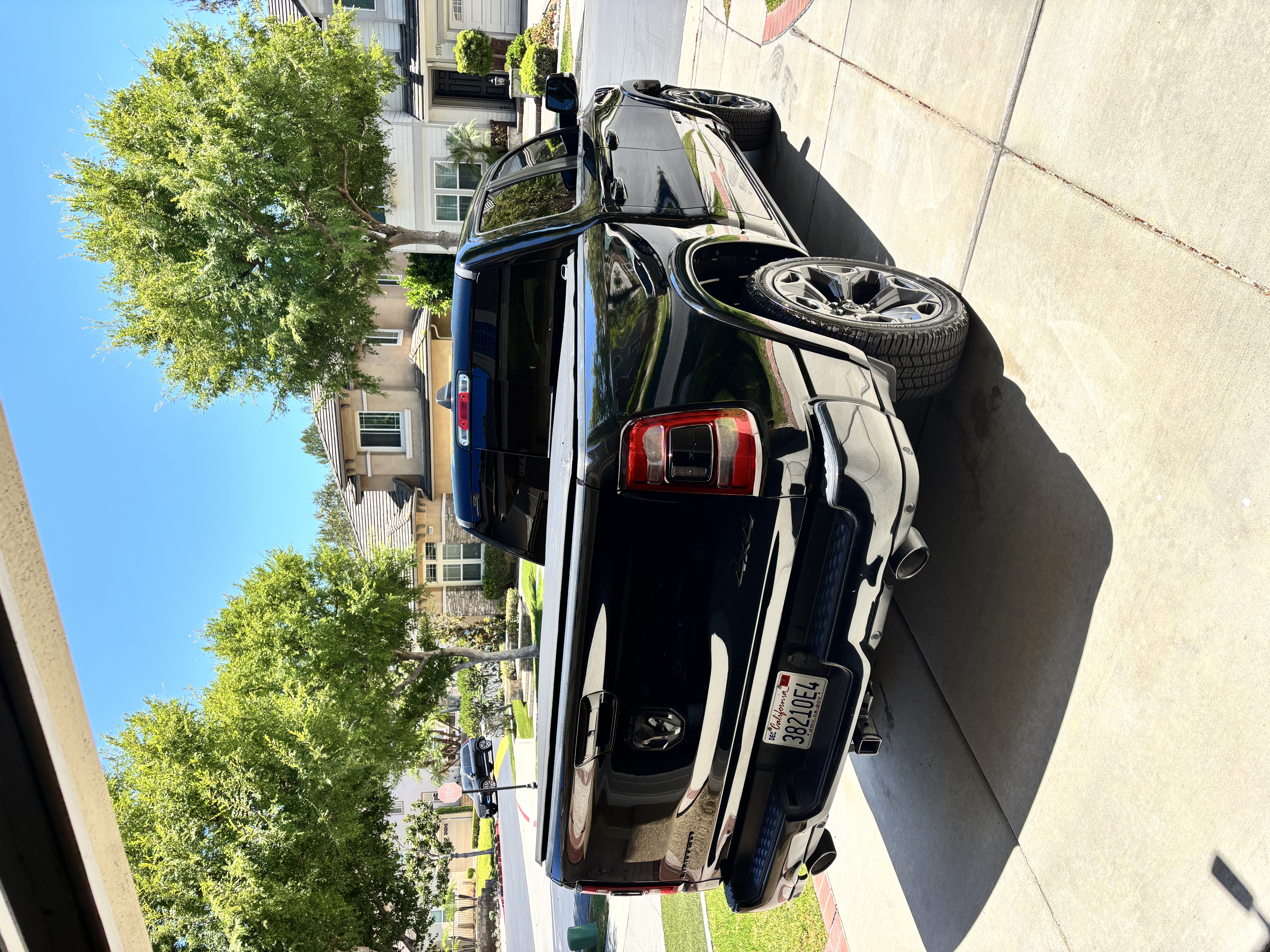 Used 2021 RAM 1500 Limited w/ Night Edition AWD/4WD image 18