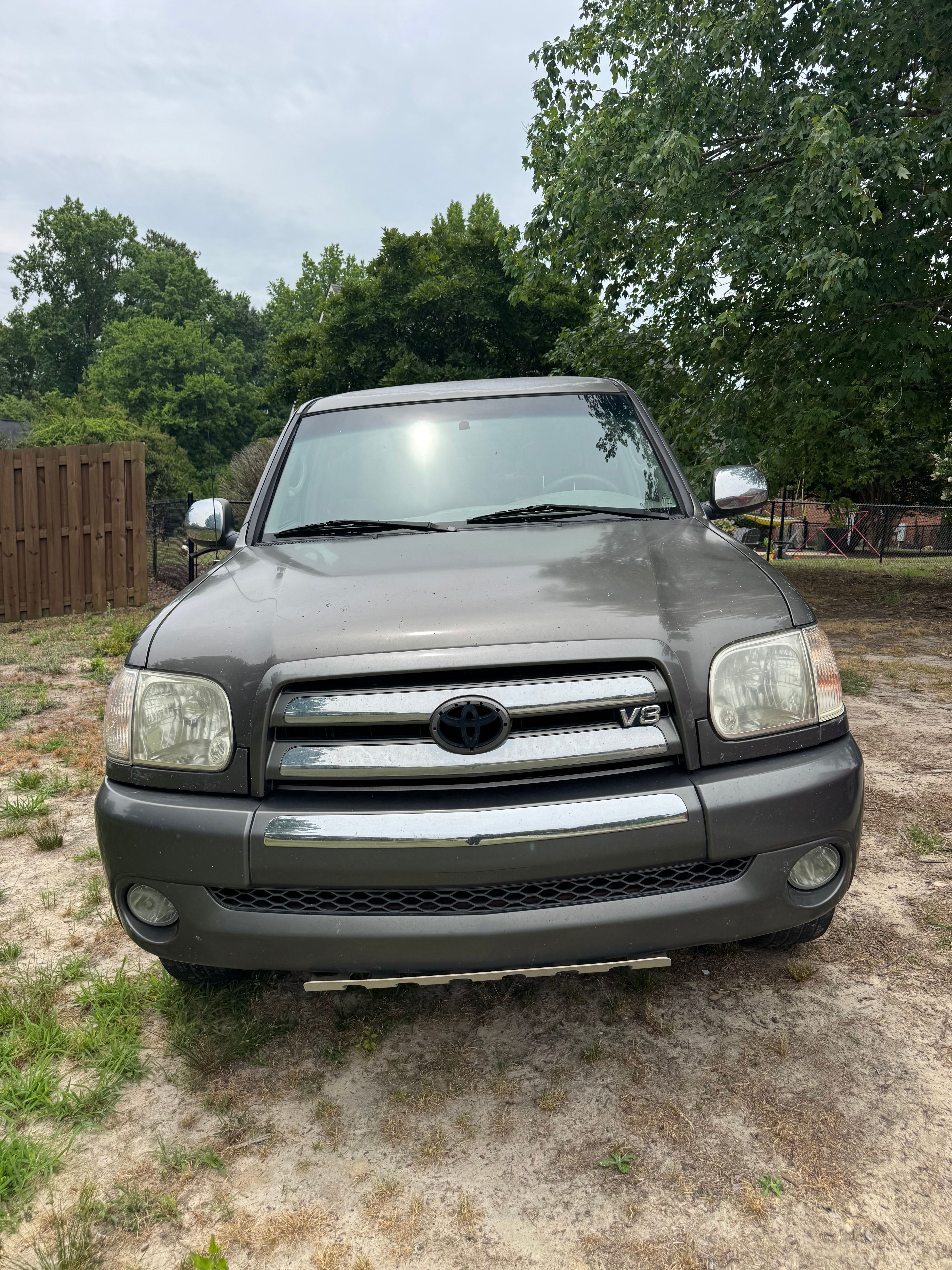 Used 2005 Toyota Tundra SR5 AWD/4WD image 2