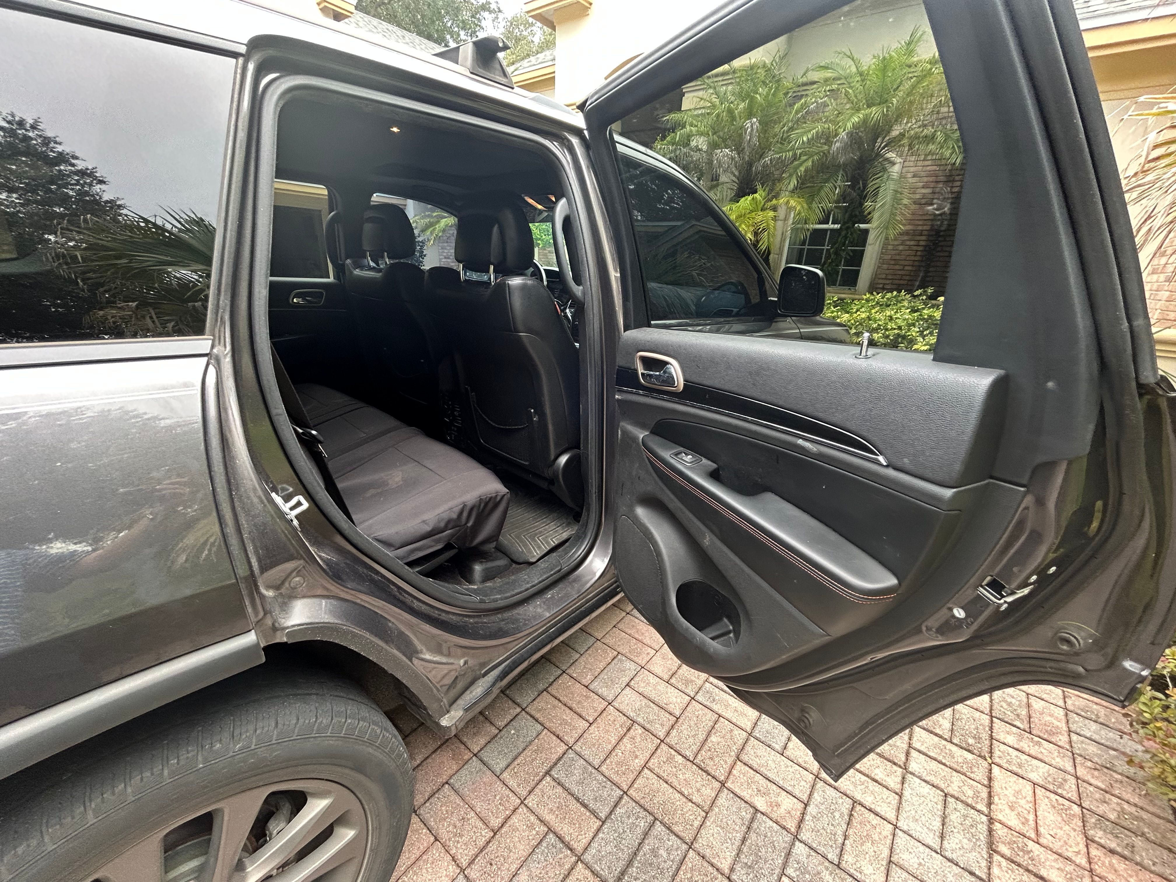 Used 2016 Jeep Grand Cherokee Limited 75th Anniversary RWD image 23