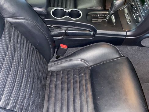 Used 2003 Ford Thunderbird image 10