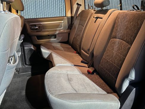 Used 2015 RAM 1500 Big Horn image 16