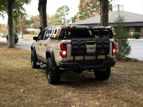 Used 2024 Chevrolet Colorado ZR2 w/ ZR2 Bison Edition image 25