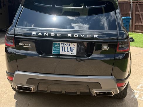 Used 2019 Land Rover Range Rover Sport SE AWD/4WD image 16