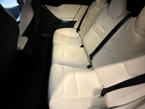 Used 2018 Tesla Model S 75D image 12