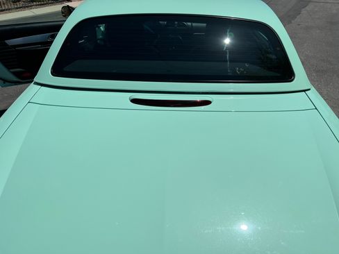 Used 2004 Ford Thunderbird image 14