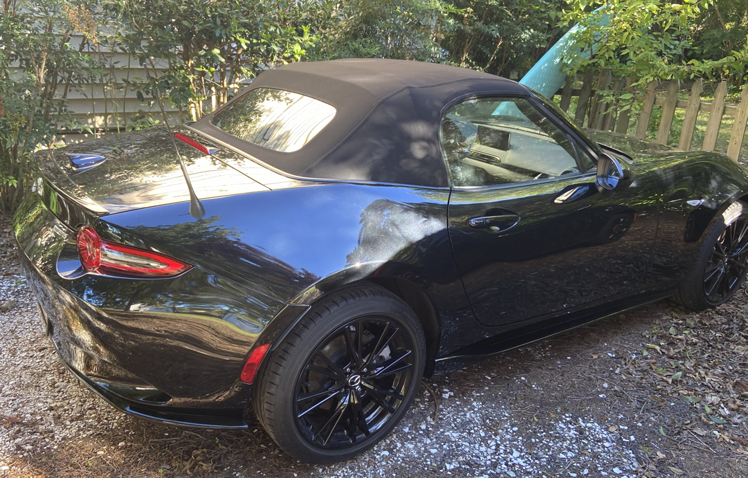 Used 2026 MAZDA MX-5 Miata Club w/ Appearance Package RWD image 2