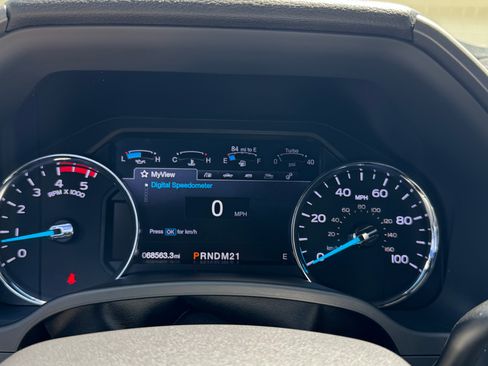 Used 2019 Ford F250 Platinum w/ Platinum Ultimate Package AWD/4WD image 17