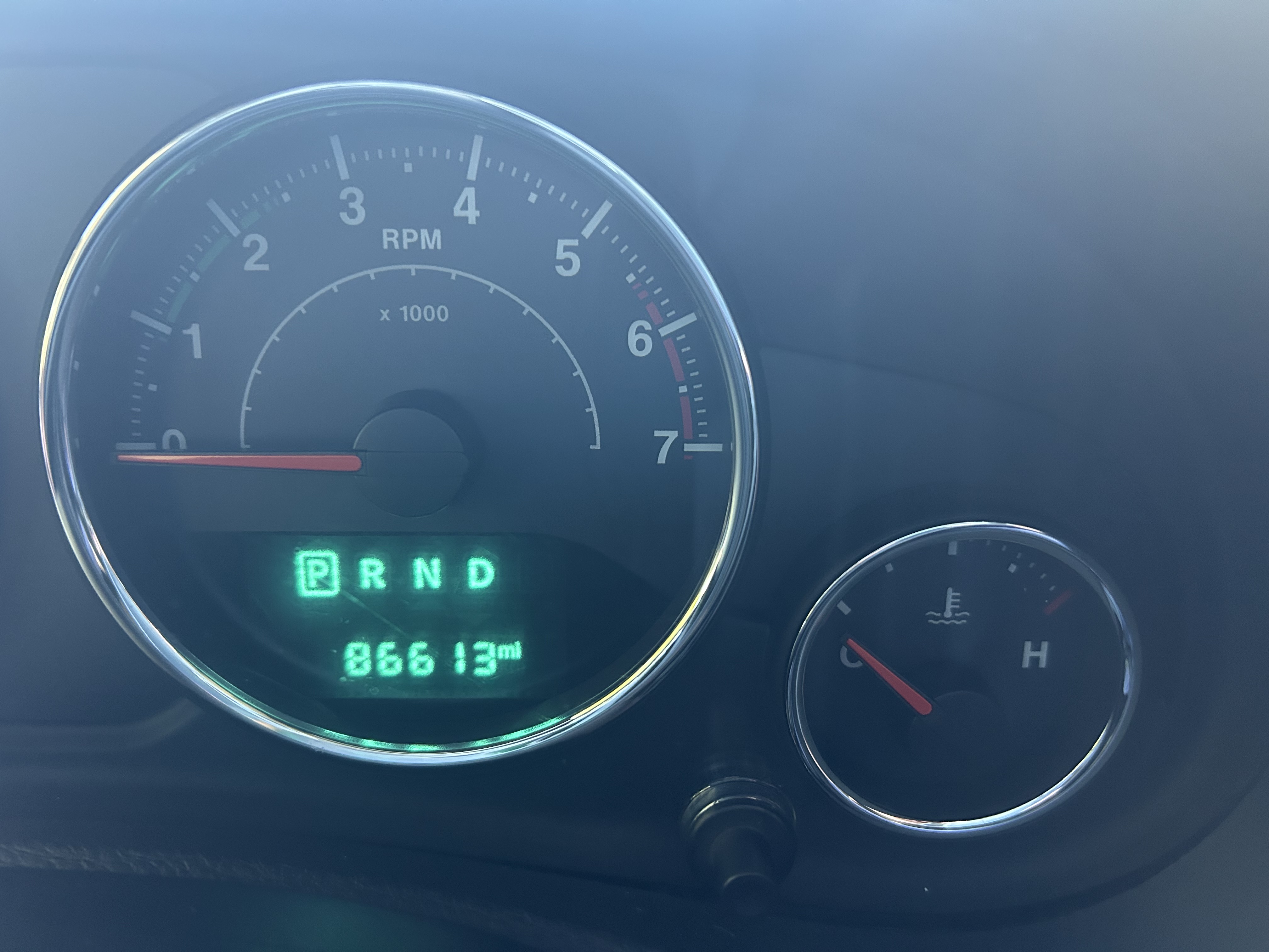 Used 2018 Jeep Wrangler Unlimited Sahara AWD/4WD image 12