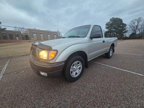 Used 2004 Toyota Tacoma 2WD Regular Cab w/ Enhancement Pkg image 2