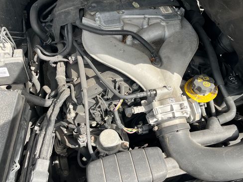 Used 2010 Chevrolet Camaro LS image 17