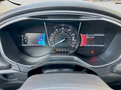 Used 2014 Ford Fusion Titanium image 10