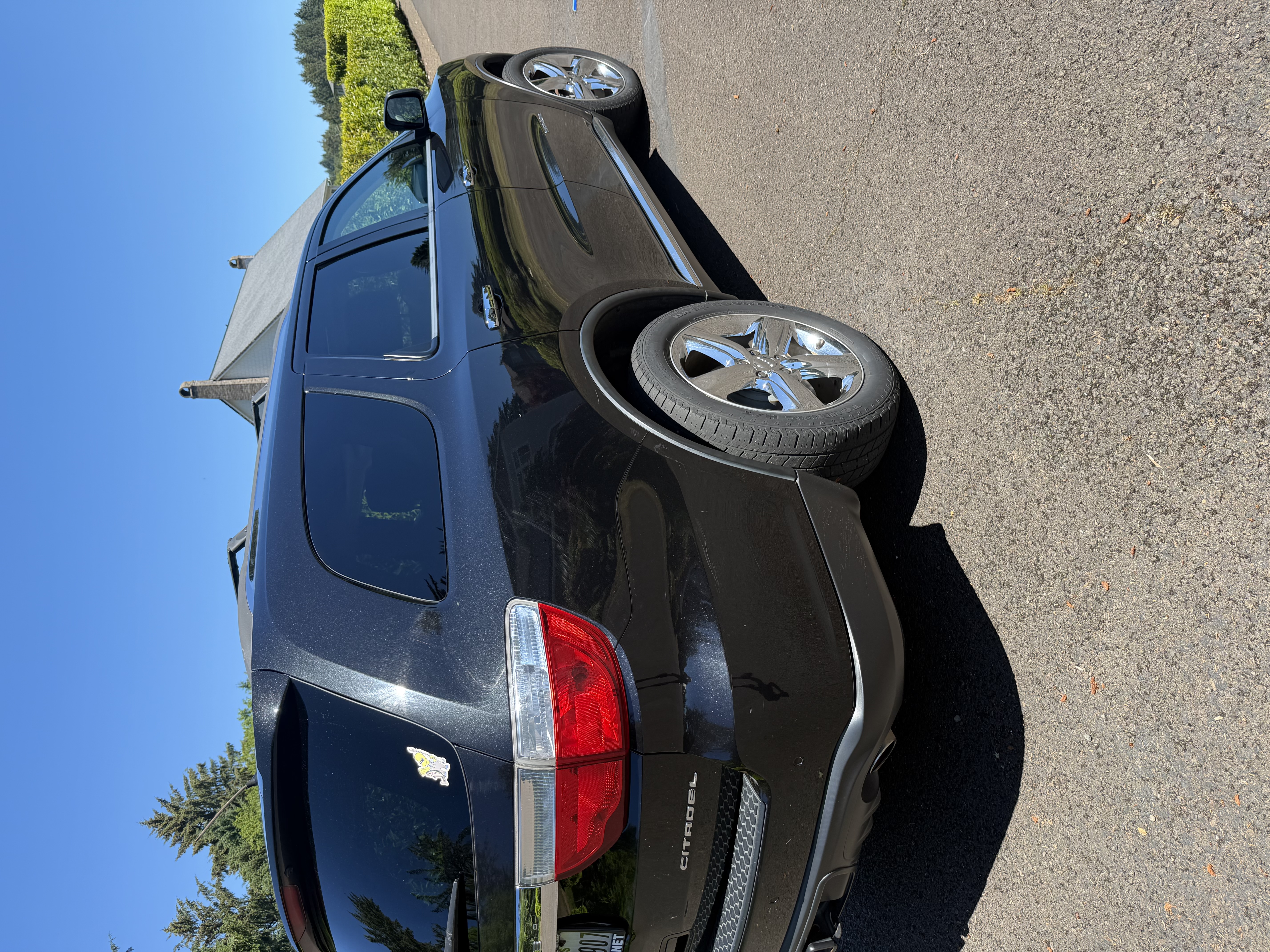 Used 2013 Dodge Durango Citadel w/ Technology Group AWD/4WD image 4