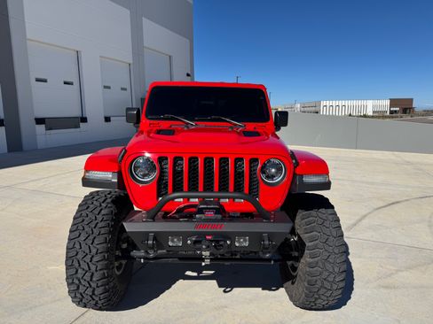 Used 2023 Jeep Gladiator Rubicon w/ LED Lighting Group image 9