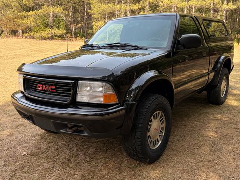 Used 1998 GMC Sonoma SLS w/ Highrider Suspension Pkg image 5