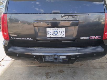 Used 2012 GMC Yukon XL SLT w/ SLT-2 Equipment Package