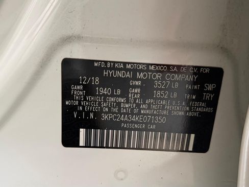 Used 2019 Hyundai Accent SE FWD image 11