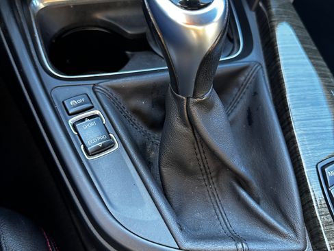 Used 2013 BMW 335i xDrive Sedan image 9