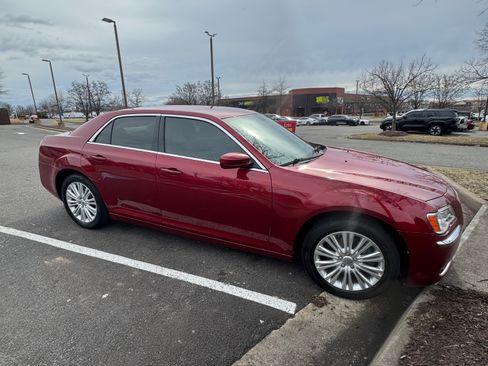 Used 2014 Chrysler 300 AWD w/ Driver Convenience Group image 2