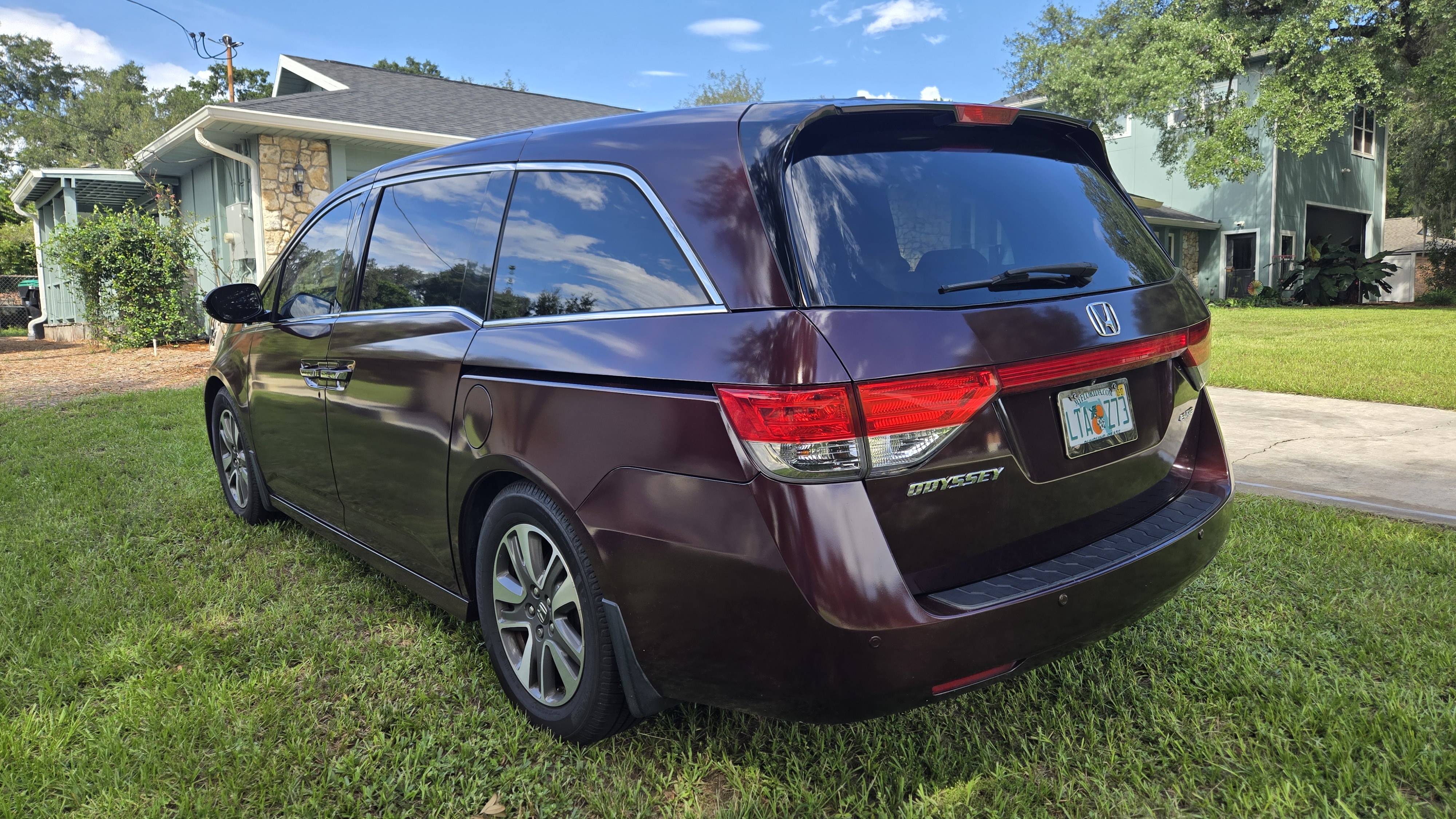 Used 2014 Honda Odyssey Touring Elite image 23