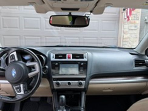 Used 2015 Subaru Outback 2.5i Limited AWD/4WD image 11