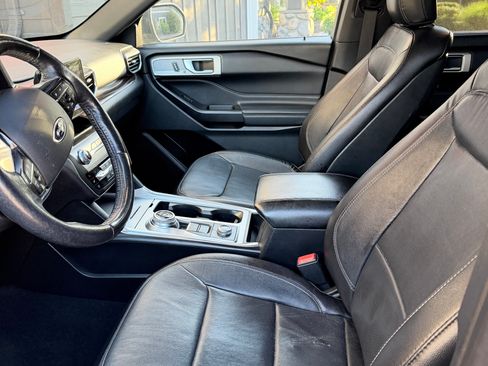 Used 2020 Ford Explorer Limited AWD/4WD image 19