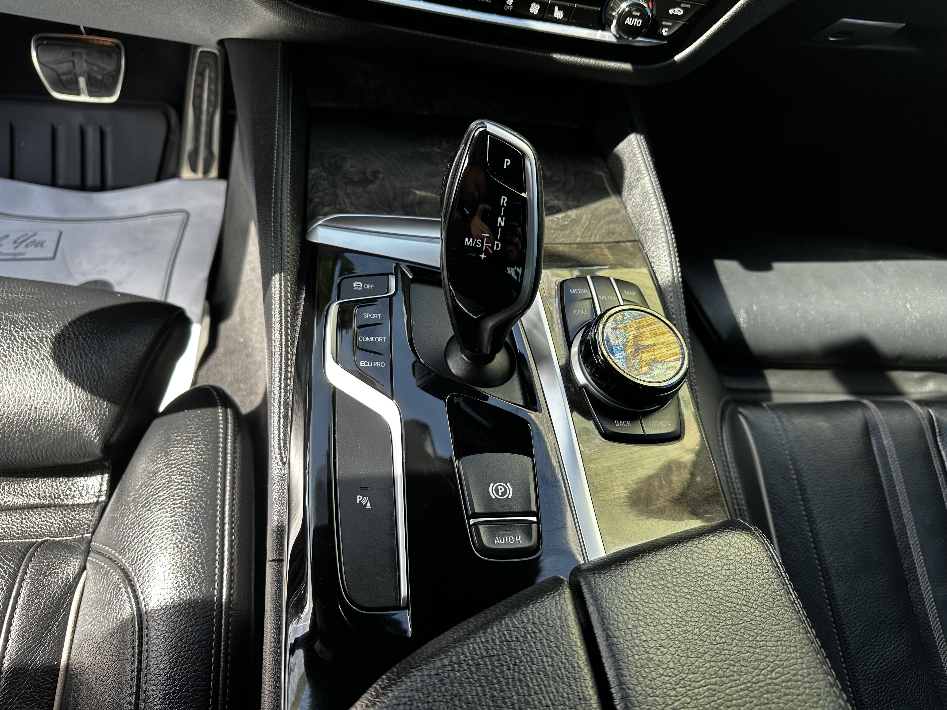 Used 2020 BMW 540i w/ M Sport Package RWD image 18
