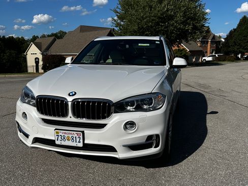 Used 2017 BMW X5 xDrive35i AWD/4WD image 1