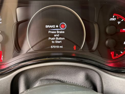 Used 2022 Dodge Durango SRT w/ Black Package AWD/4WD image 9