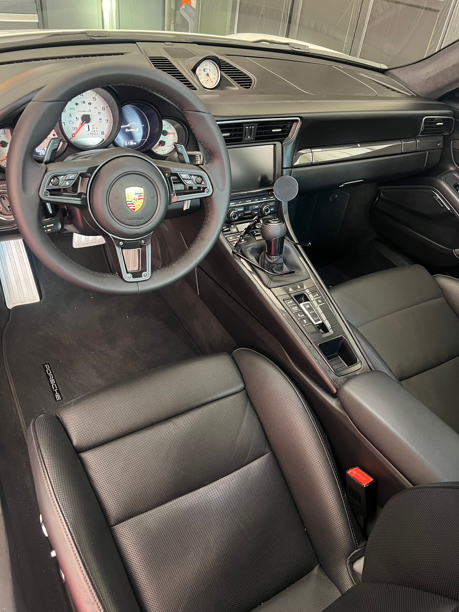 Used 2014 Porsche 911 Turbo S AWD/4WD image 14