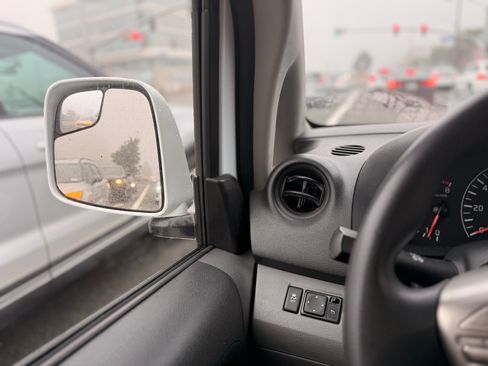 Used 2019 Nissan NV200 SV image 12