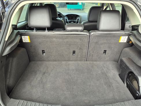 Used 2012 Ford Focus Titanium image 16