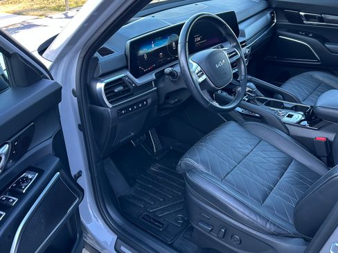 Used 2023 Kia Telluride SX Prestige X-Line image 11