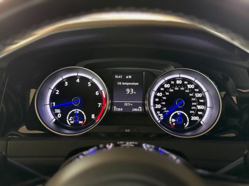 Used 2016 Volkswagen Golf Hatchback Sedan 4D image 12