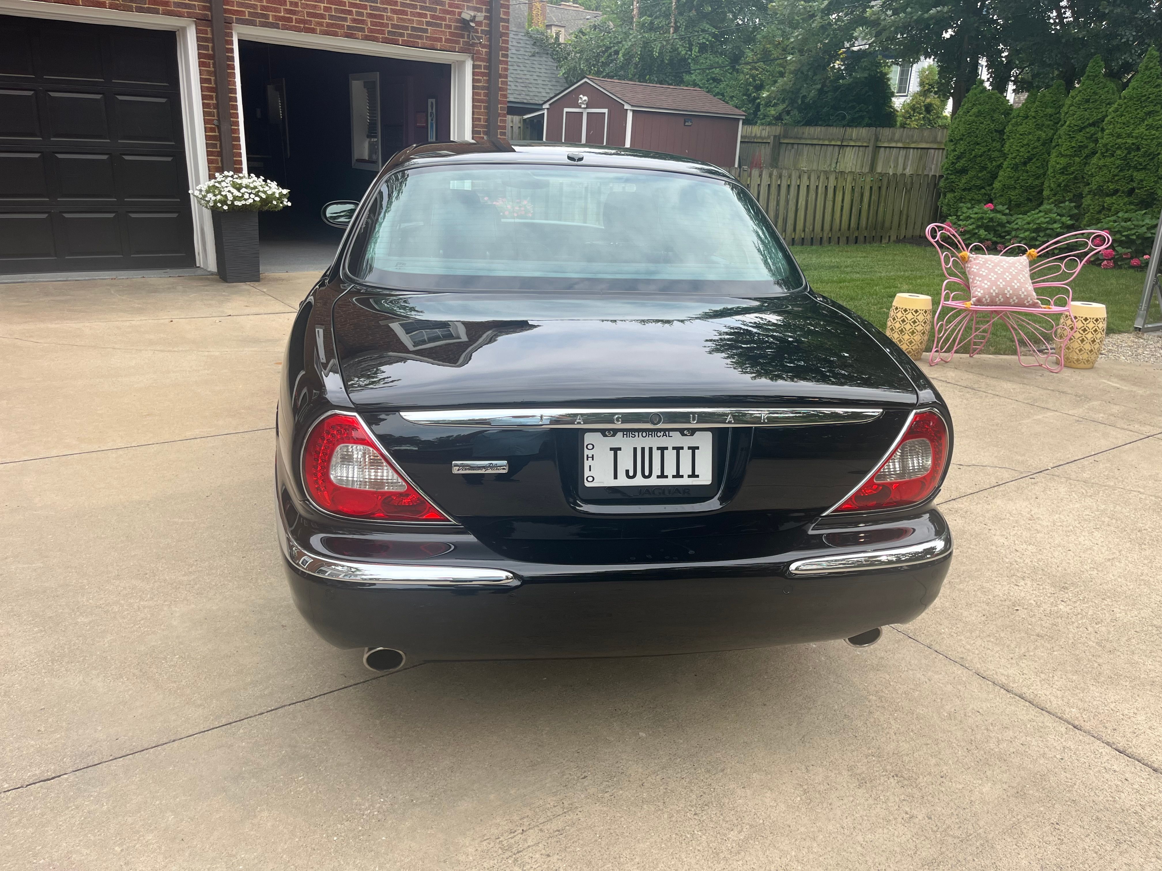 Used 2005 Jaguar XJ Vanden Plas RWD image 9