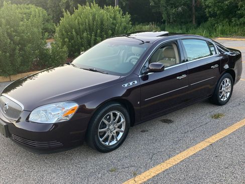 Used 2008 Buick Lucerne CXL w/ Ultra Confidence Package image 2