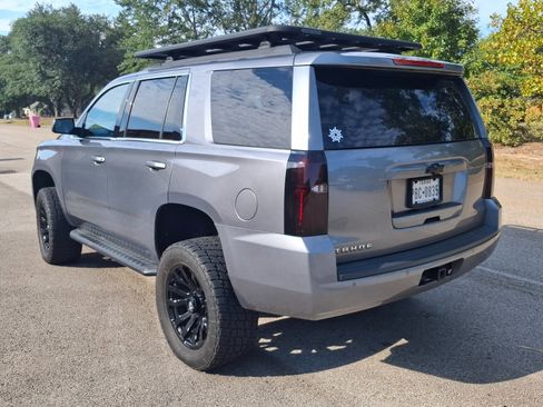 Used 2020 Chevrolet Tahoe LT RWD image 2