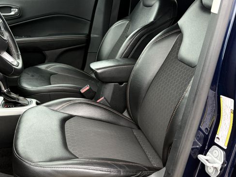 Used 2018 Jeep Compass Latitude w/ Popular Equipment Group image 13