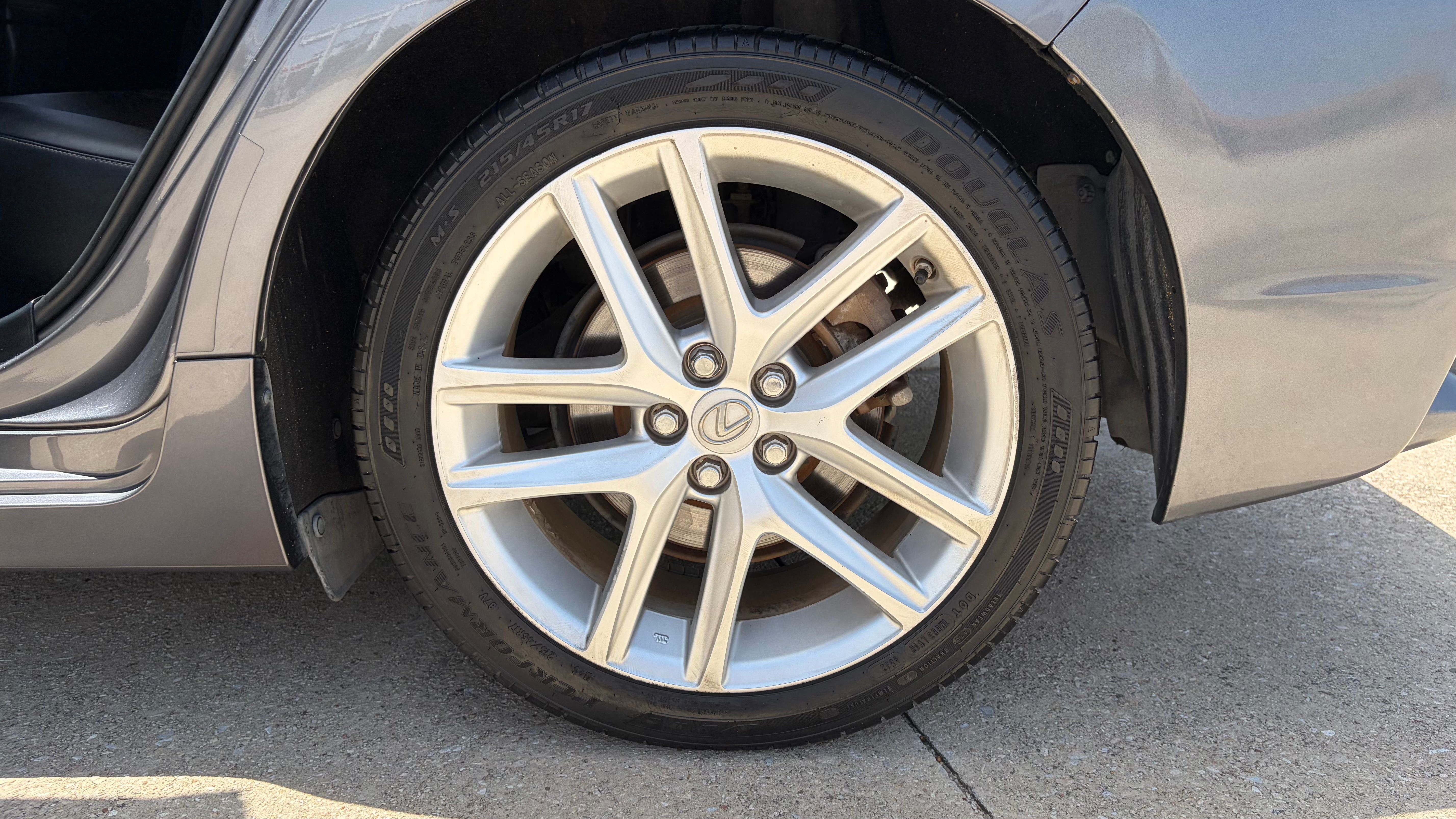 Used 2014 Lexus CT 200h w/ Seat Comfort Package FWD image 8