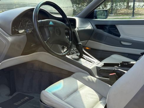 Used 1992 BMW 850i image 10